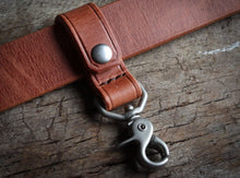 Load image into Gallery viewer, Keeper key holder