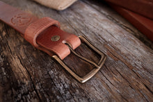 Load image into Gallery viewer, THE PIONEER - Antique Brass