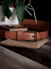 Load image into Gallery viewer, THE PIONEER - Antique Brass