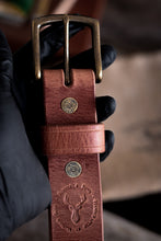 Load image into Gallery viewer, THE PIONEER - Antique Brass