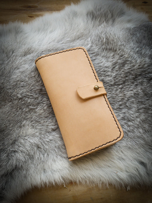 Leather Craft | How I Made an Iphone Case